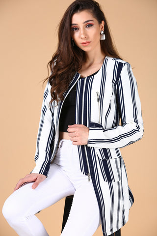 Zipped Detail Patterned Jacket